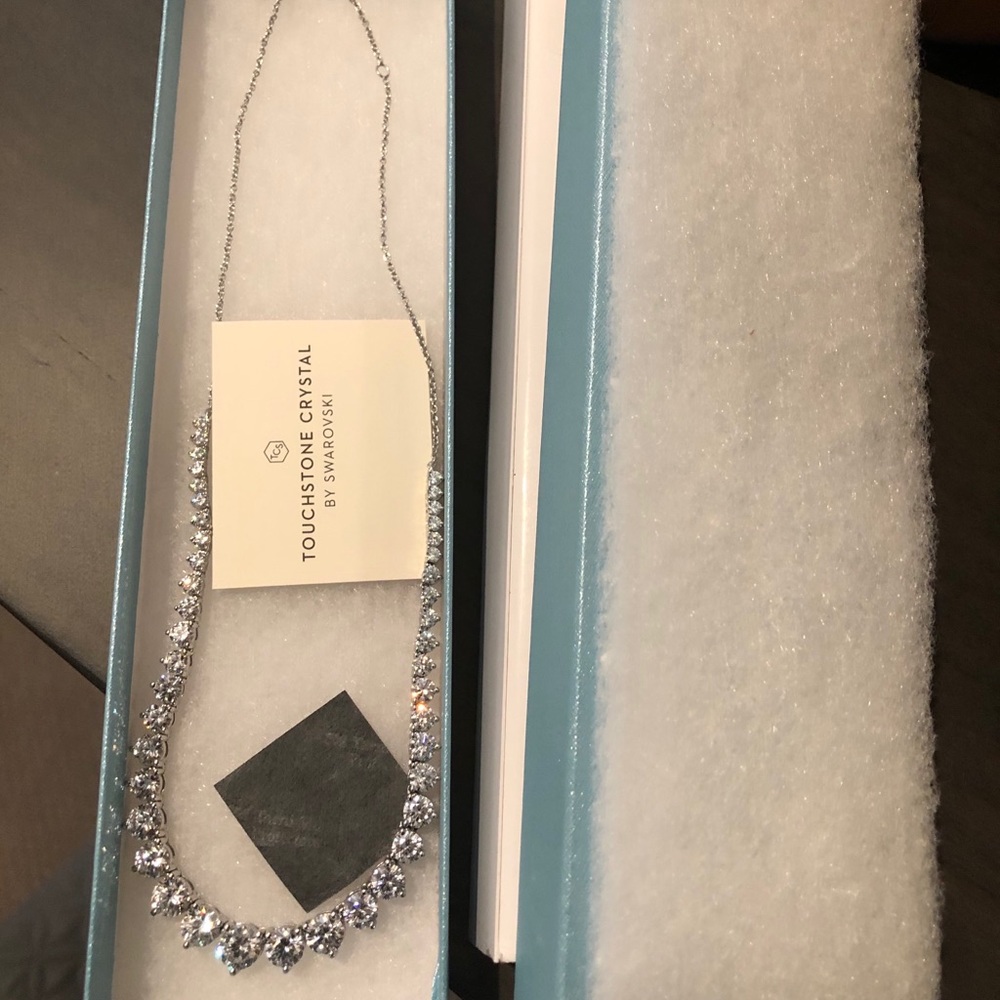 Everlasting Necklace